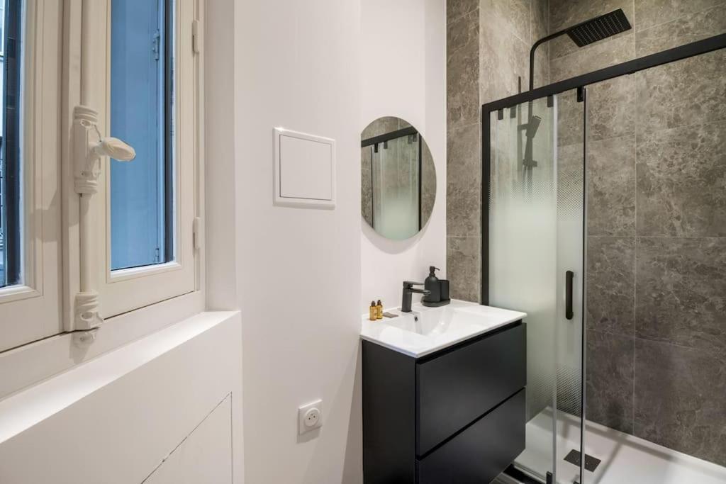 B.appart 6pers#2bedrooms#victorhugo#arcdetriomphe Apartment *